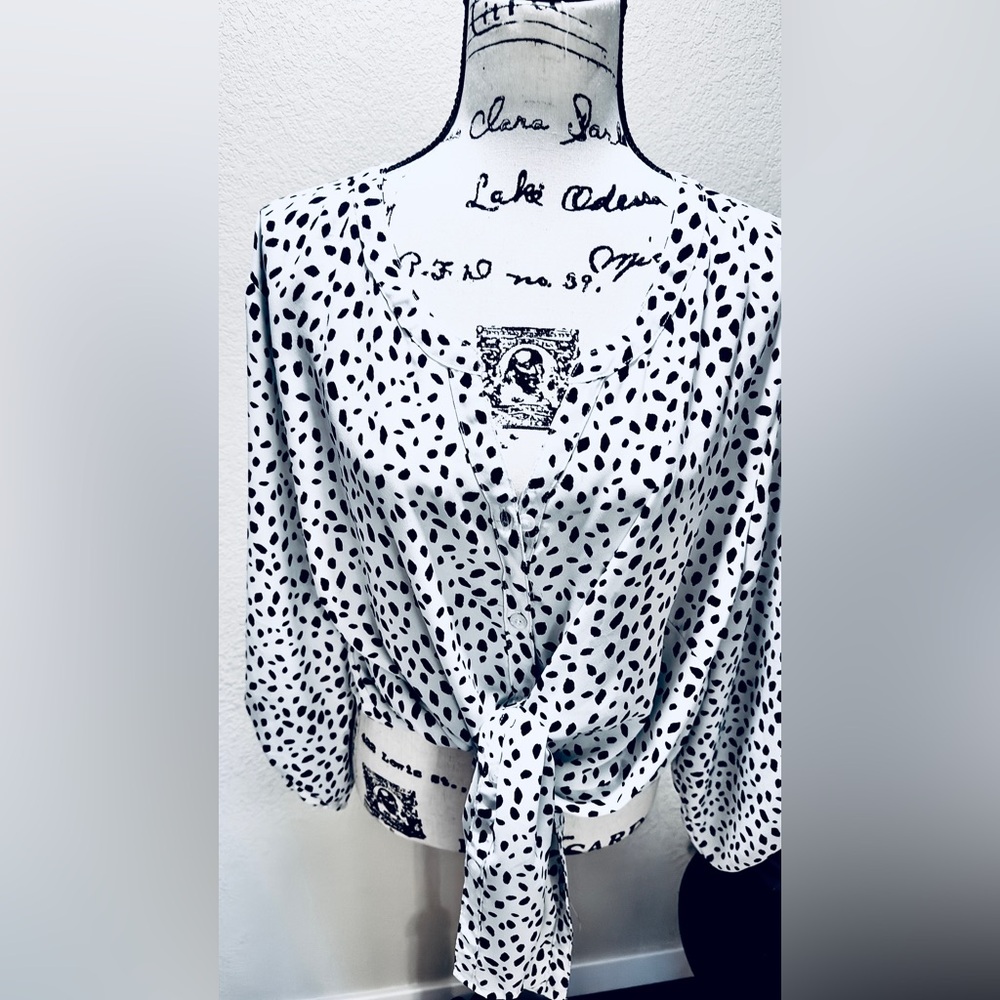 Catherines Black and White Patterned Blouse